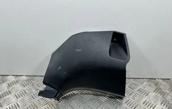 Lexus CT 200H Front sill trim cover 6211176010