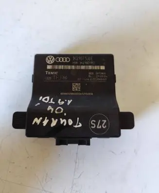 Volkswagen Touran I Gateway control module 1K0907530E 1K0907951