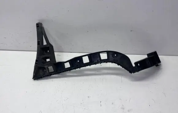 Volkswagen PASSAT B8 USA Rear bumper mounting bracket 561807863A