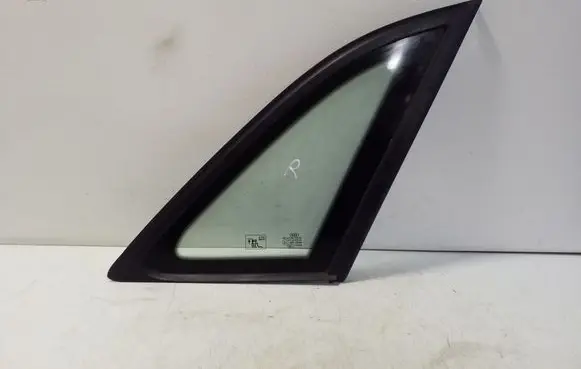 Audi Q3 8U Rear side window 8U0845300