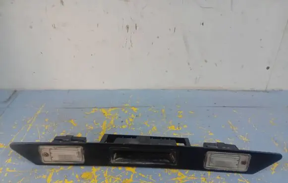 Audi A6 S6 C6 4F Trunk door license plate light bar 8P4827574