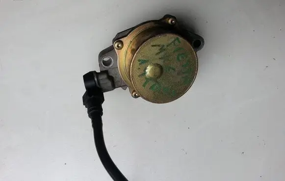 Ford Fiesta Vacuum pump