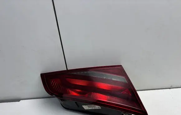 Audi A3 S3 8V Tailgate rear/tail lights 8V4945093
