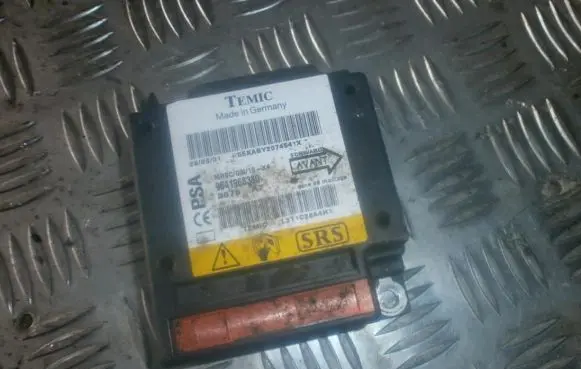 Citroen C5 Airbag control unit/module 9641968380 3676A7