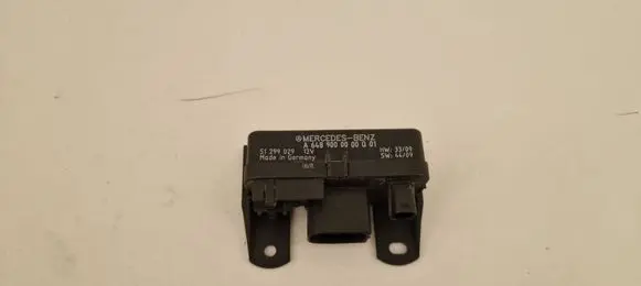 Mercedes-Benz E W211 Glow plug pre-heat relay A6489000000
