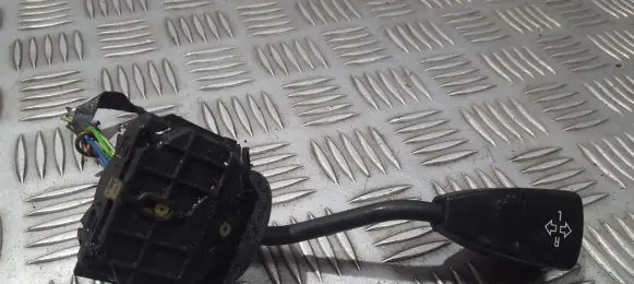 BMW 5 E34 Indicator stalk