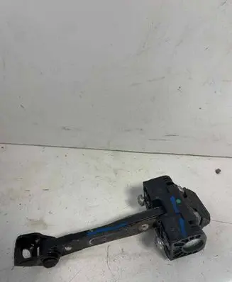 BMW 3 F30 F35 F31 Front door check strap stopper 7311339