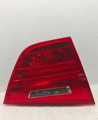 BMW 3 E90 E91 Tailgate rear/tail lights 7289433