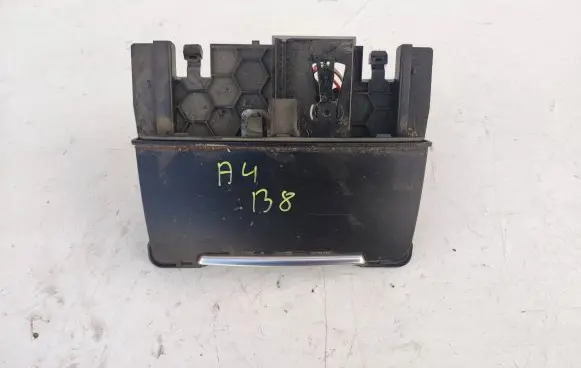 Audi A4 S4 B8 8K Car ashtray 8K0857951