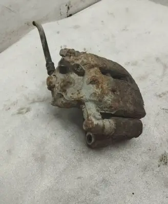 Mitsubishi Colt Front brake caliper