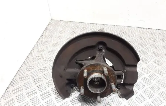 Ford Focus Front wheel hub AV613K171C1MCA