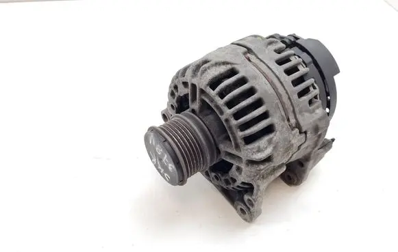 Volkswagen Golf IV Generator/alternator 038903023L 0124325001381