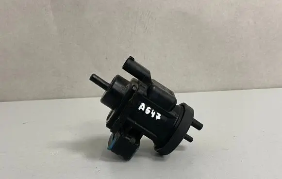 Mercedes-Benz C W203 Turbo solenoid valve 0005450527