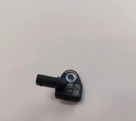 Hyundai Kona I Airbag deployment crash/impact sensor 95920K4100