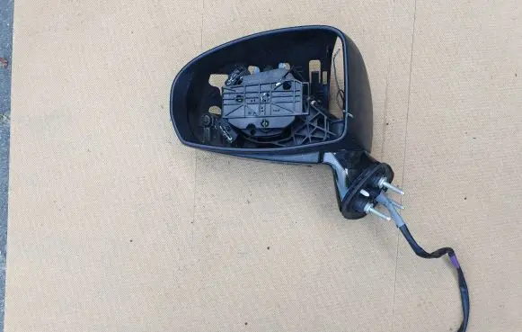 Toyota Avensis T270 Manual wing mirror 87940053