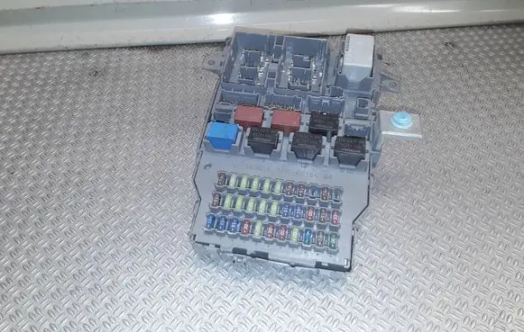 Honda Accord Fuse module