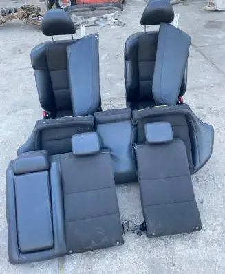 Seat set