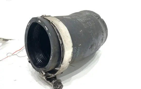 Volkswagen PASSAT B7 Intercooler hose/pipe 5N0145828E