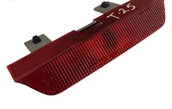 Toyota RAV 4 (XA20) Third/center stoplight ICHIKOH4225