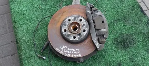 BMW 5 F10 F11 Front wheel hub spindle knuckle