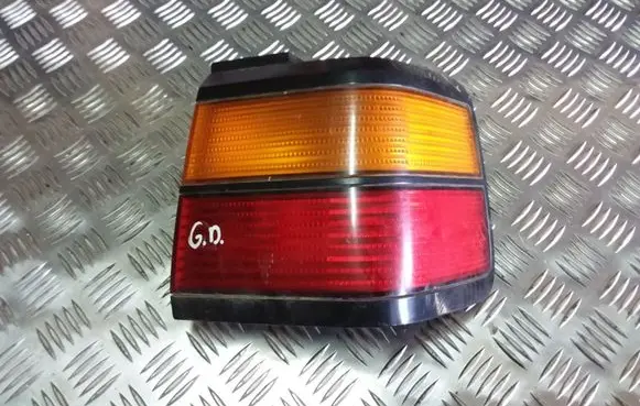 Volkswagen PASSAT B3 Rear/tail lights 357945112