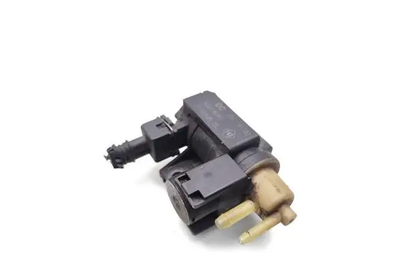 Nissan Qashqai Vacuum valve 8200790180 70181405
