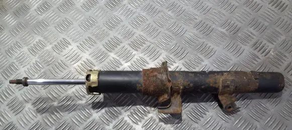 Mazda 6 Front shock absorber/damper gj6e34700f