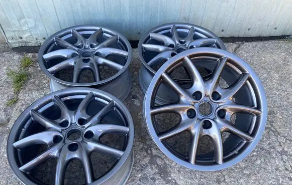 Porsche Cayenne (9PA) R19 alloy rim 