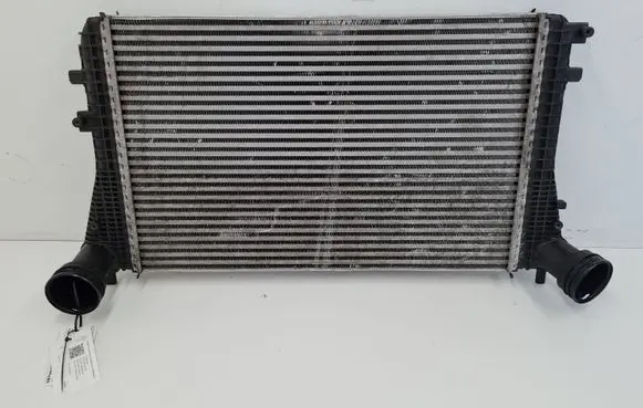Volkswagen PASSAT B6 Intercooler radiator 1K0145803T