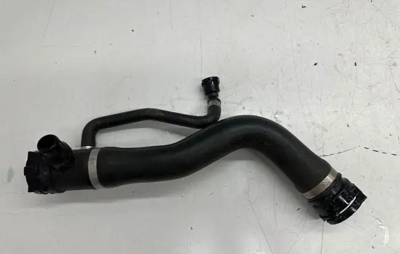 BMW 3 F30 F35 F31 Engine coolant pipe/hose 7596837