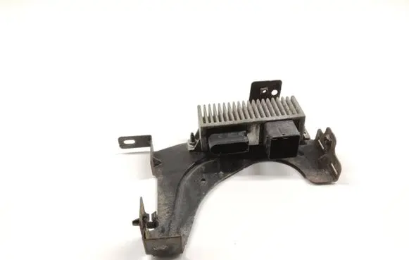 Nissan NV400 Glow plug pre-heat relay 8200558438A RCS812