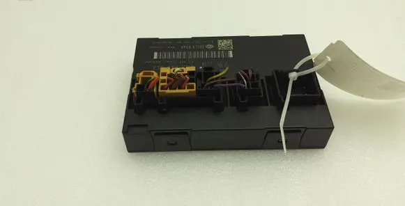Volkswagen PASSAT B7 Comfort/convenience module 3AA959433