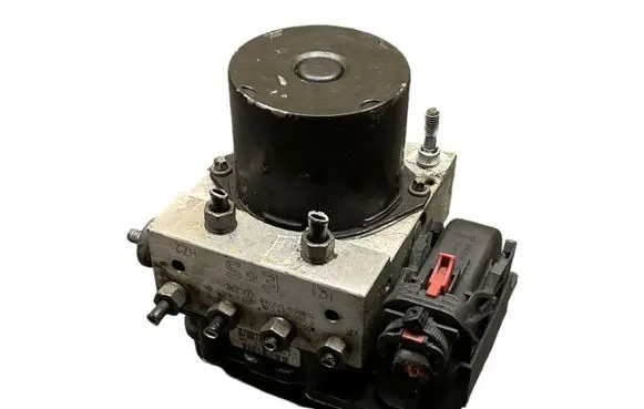 BMW X3 E83 ABS Pump 6R0907379BE 0265239074