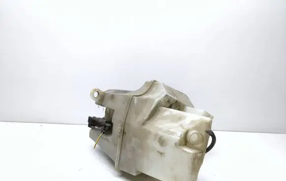Volvo XC90 Windshield washer fluid reservoir/tank 8659490 8648191