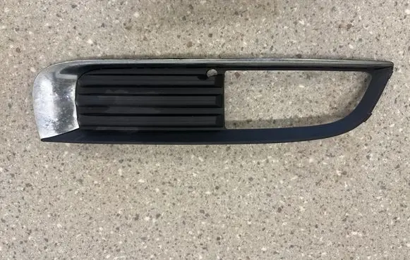 Opel Insignia A Front fog light trim/grill 13238371