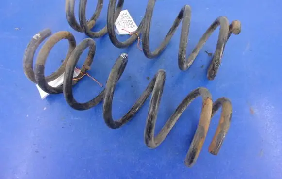Nissan Almera Tino Rear coil spring