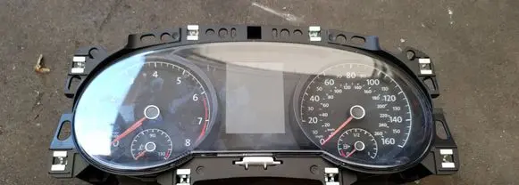 Volkswagen Golf Sportsvan Speedometer (instrument cluster) 517920940D A2C16108800