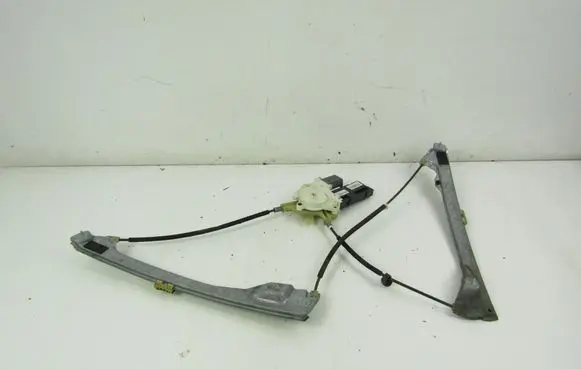 Renault Laguna III Front door window regulator with motor 