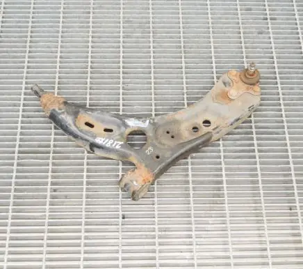 Volkswagen Golf VI Front lower control arm/wishbone