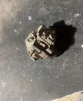 Renault Trafic II (X83) Fuel injection high pressure pump 0445010170 8200804288 H8200690744