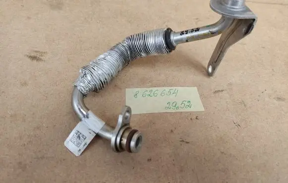 BMW X3 F25 Engine coolant pipe/hose 8626654 11538626654