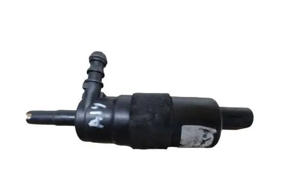 Volkswagen Golf V Headlight washer pump 3B7955681