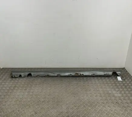 Mercedes-Benz E W124 Sill A1246902340