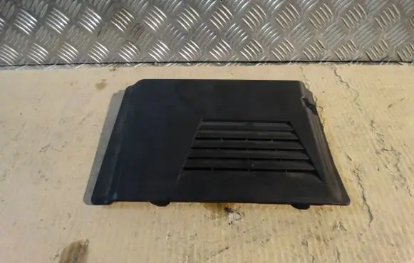 Mercedes-Benz E W213 Dash center air vent grill A2138311500