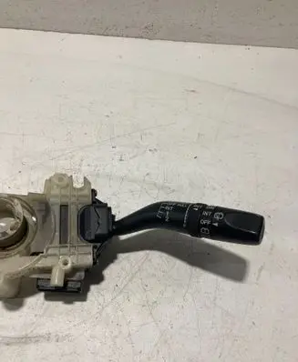 Mazda 626 Wiper control stalk 17B122