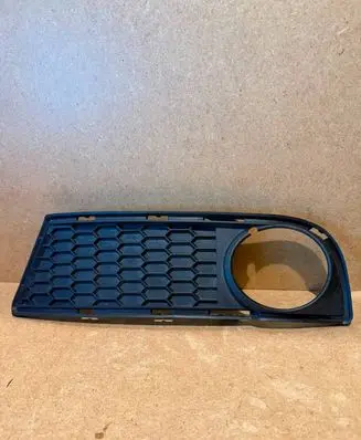BMW 1 E82 E88 Front fog light trim/grill 8054485 51118054485 15857711