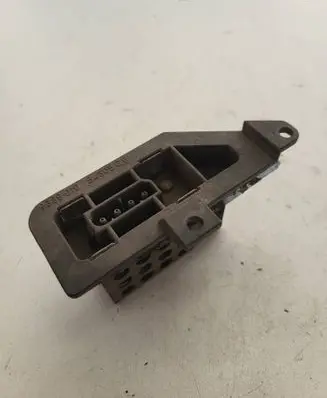 BMW 5 E39 Heater blower motor/fan resistor 9339010