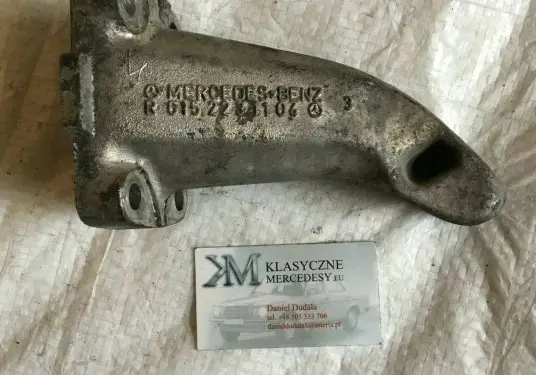 Mercedes-Benz W123 Engine mounting bracket 6152231104