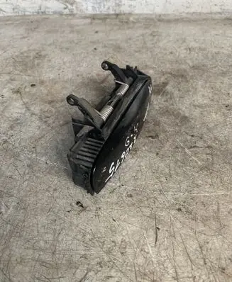 Audi A4 S4 B7 8E 8H Rear door exterior handle
