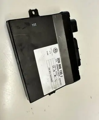 Volkswagen Touareg I Keyless (KESSY) go control unit/module 3D0909135J 5WK47021 5WK48823